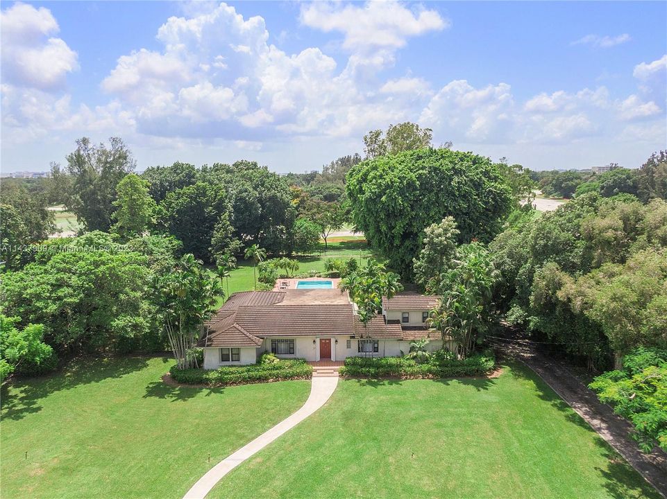 Recently Sold: $1,650,000 (4 beds, 3 baths, 4618 Square Feet)