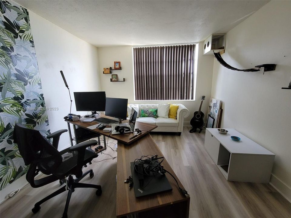 最近租的: $2,450 (2 贝兹, 2 浴室, 1010 平方英尺)