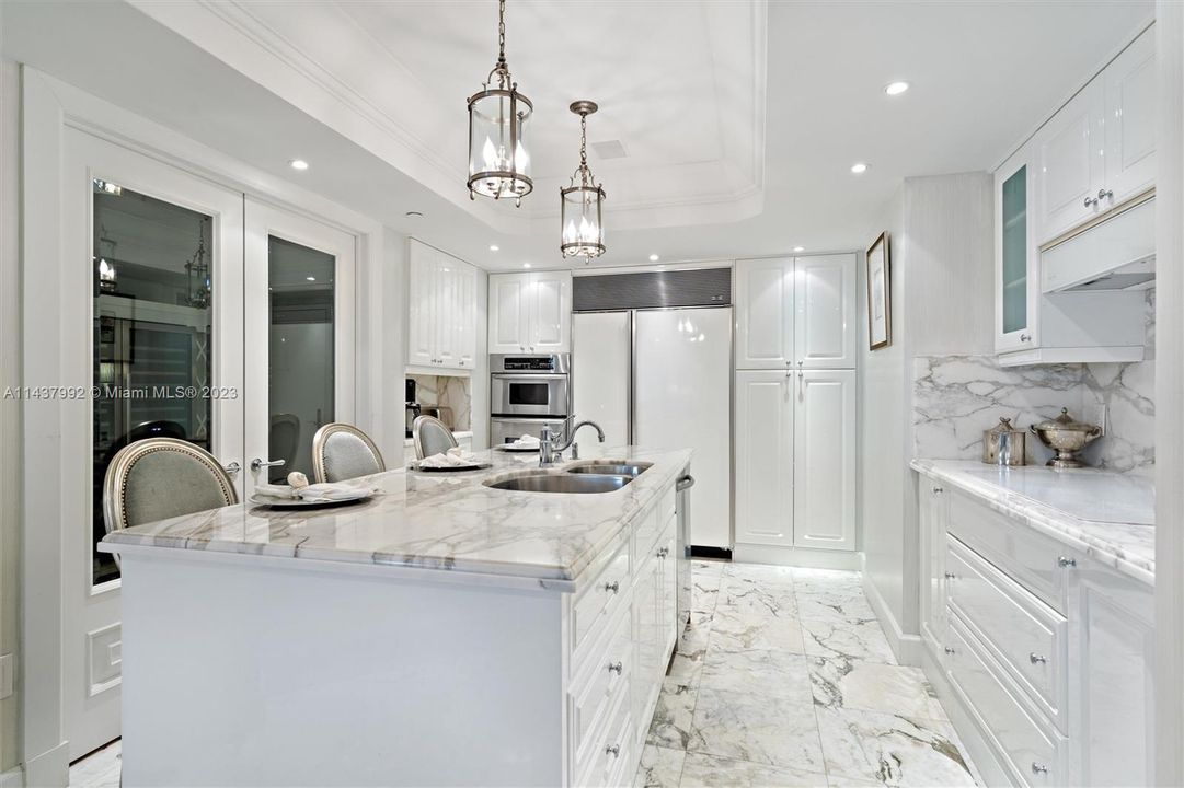 Recently Sold: $1,665,000 (2 beds, 2 baths, 1750 Square Feet)