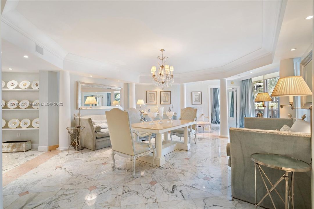 Recently Sold: $1,665,000 (2 beds, 2 baths, 1750 Square Feet)