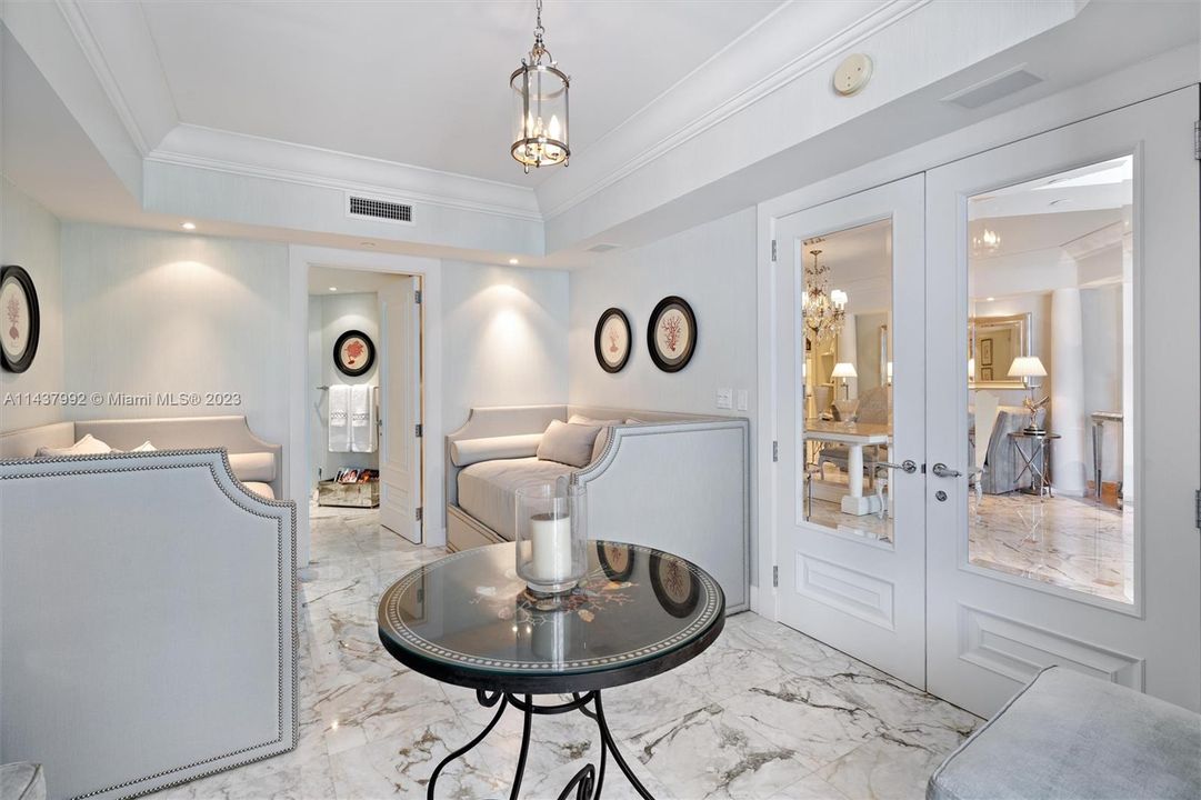 Recently Sold: $1,665,000 (2 beds, 2 baths, 1750 Square Feet)