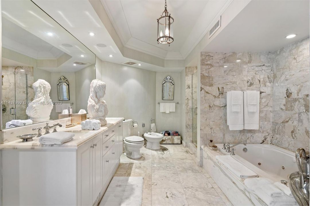 Recently Sold: $1,665,000 (2 beds, 2 baths, 1750 Square Feet)