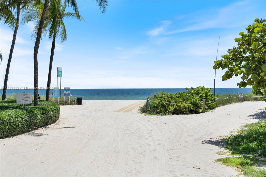 Recently Sold: $1,665,000 (2 beds, 2 baths, 1750 Square Feet)