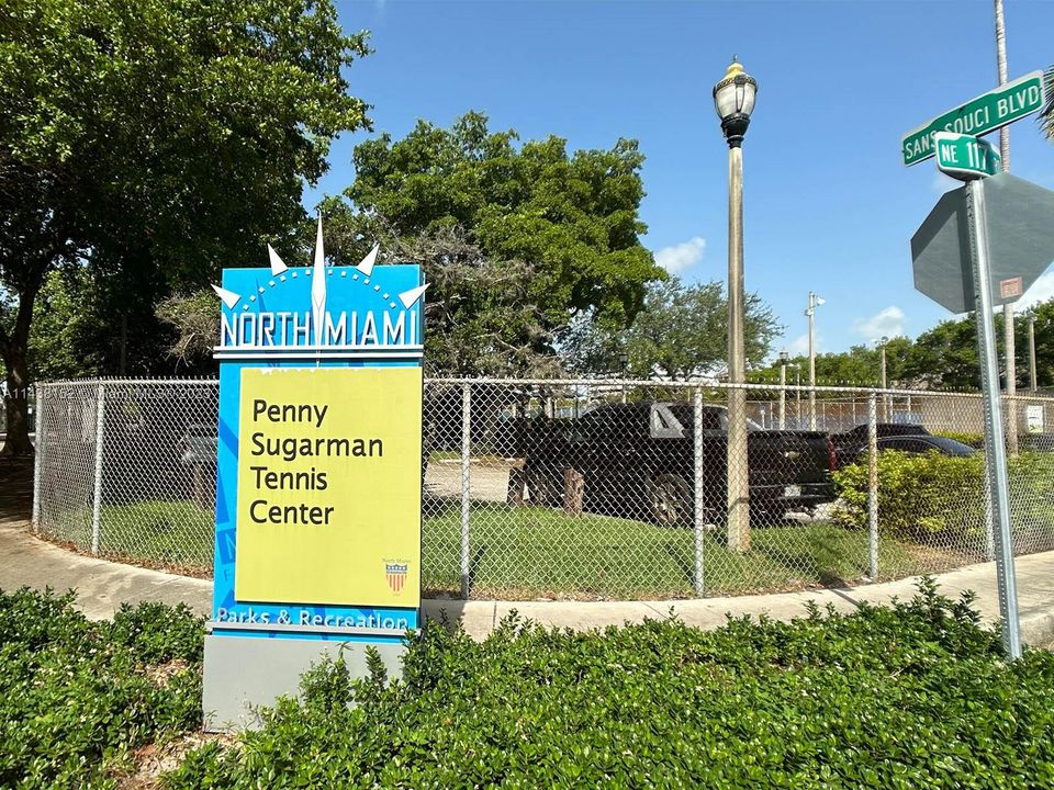 Recently Rented: $1,725 (1 beds, 1 baths, 714 Square Feet)