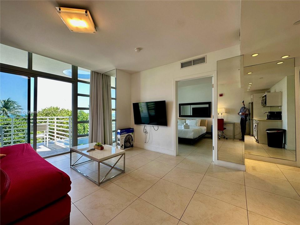 Recently Sold: $599,000 (1 beds, 1 baths, 494 Square Feet)