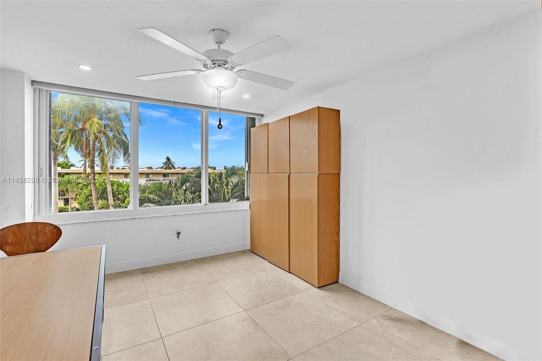 Vendido Recientemente: $495,000 (2 camas, 2 baños, 1541 Pies cuadrados)