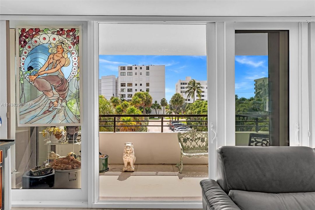 Vendido Recientemente: $495,000 (2 camas, 2 baños, 1541 Pies cuadrados)
