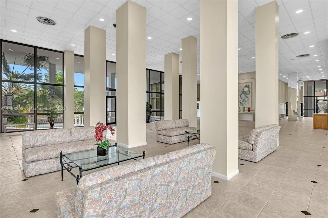 Vendido Recientemente: $495,000 (2 camas, 2 baños, 1541 Pies cuadrados)