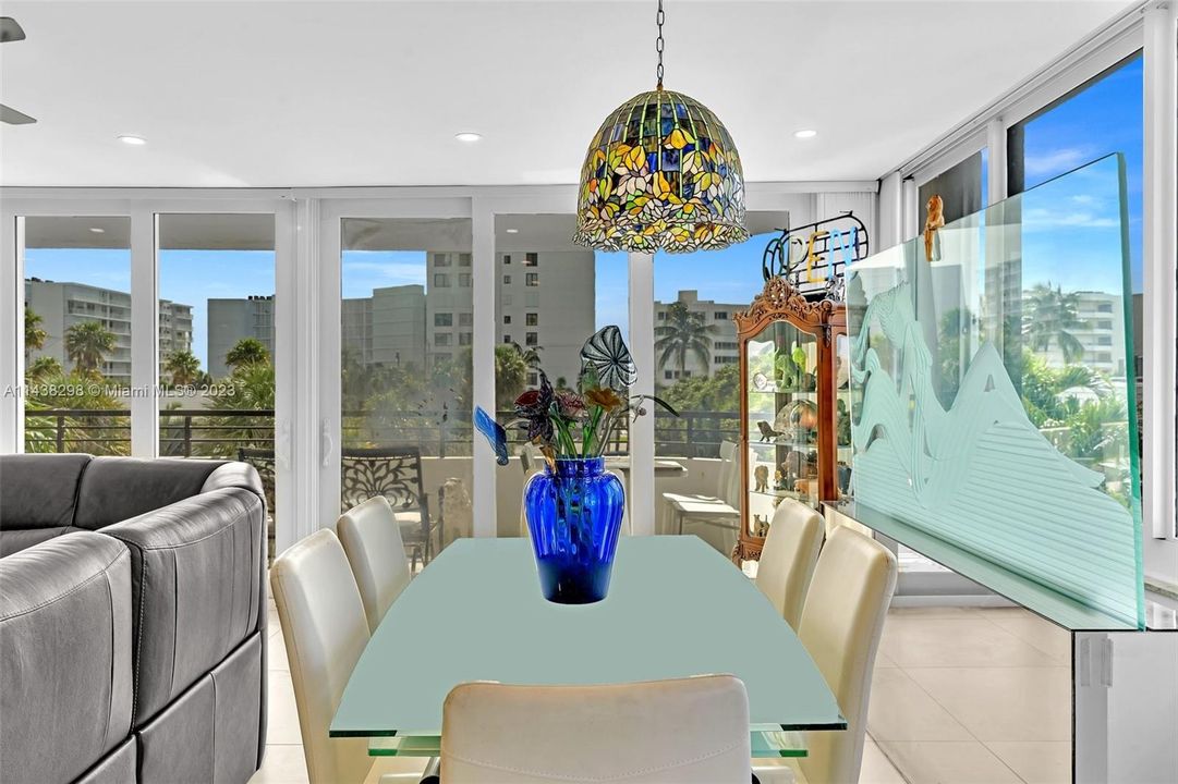 Vendido Recientemente: $495,000 (2 camas, 2 baños, 1541 Pies cuadrados)