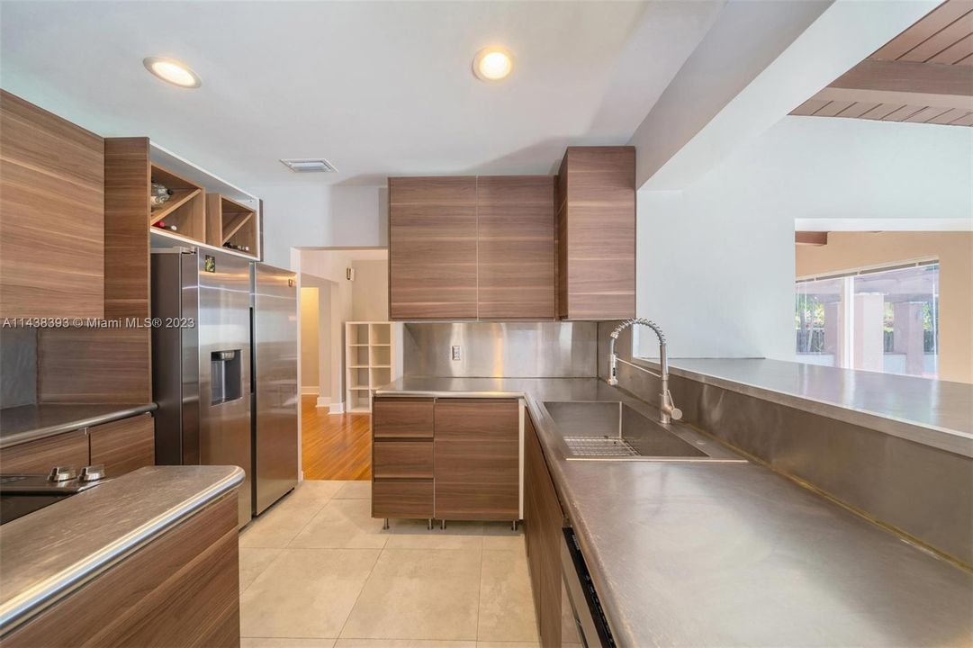 Recently Sold: $1,495,000 (3 beds, 3 baths, 0 Square Feet)