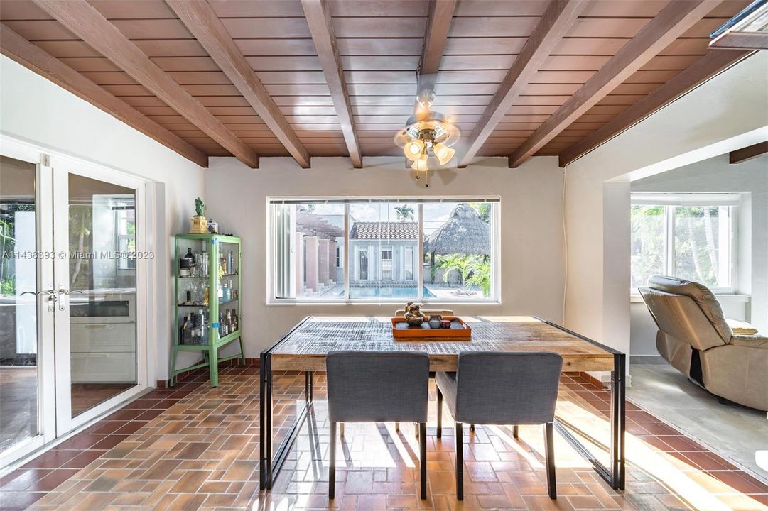 Recently Sold: $1,495,000 (3 beds, 3 baths, 0 Square Feet)