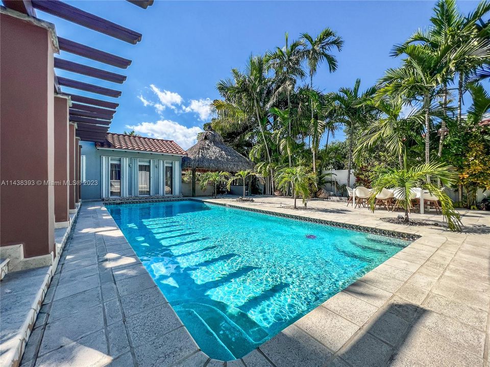 Recently Sold: $1,495,000 (3 beds, 3 baths, 0 Square Feet)