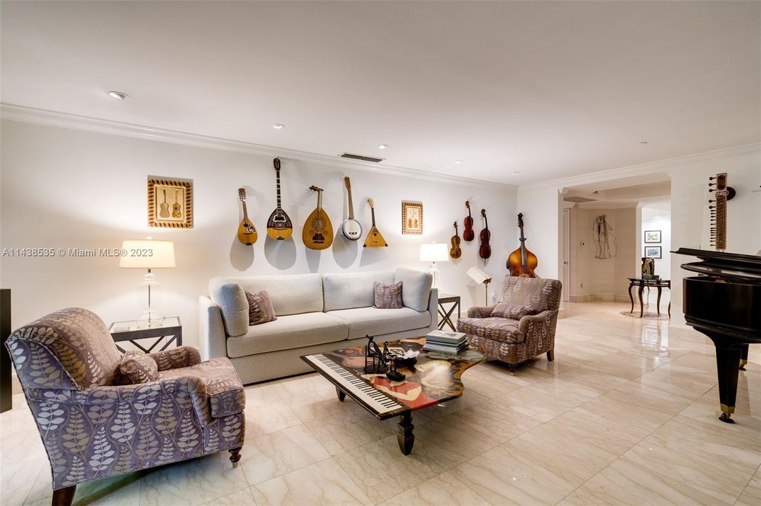 Recently Sold: $2,997,500 (3 beds, 4 baths, 3112 Square Feet)