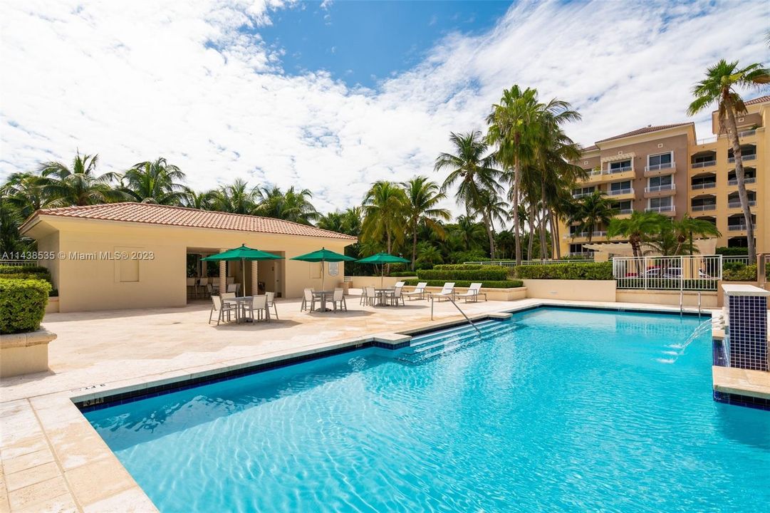 Recently Sold: $2,997,500 (3 beds, 4 baths, 3112 Square Feet)