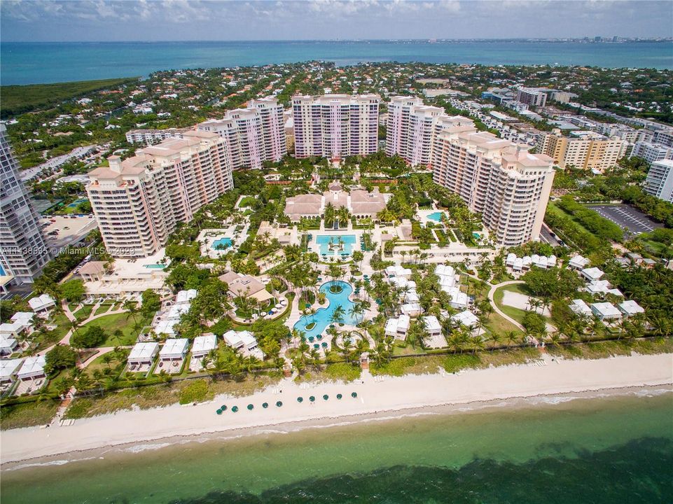 Recently Sold: $2,997,500 (3 beds, 4 baths, 3112 Square Feet)