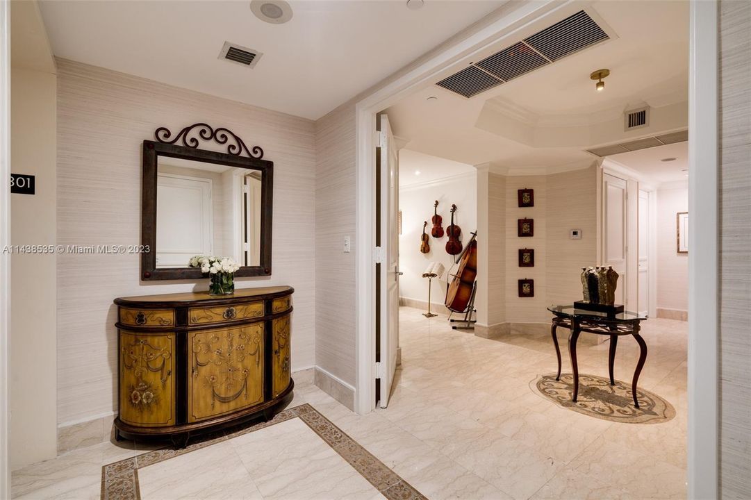 Recently Sold: $2,997,500 (3 beds, 4 baths, 3112 Square Feet)