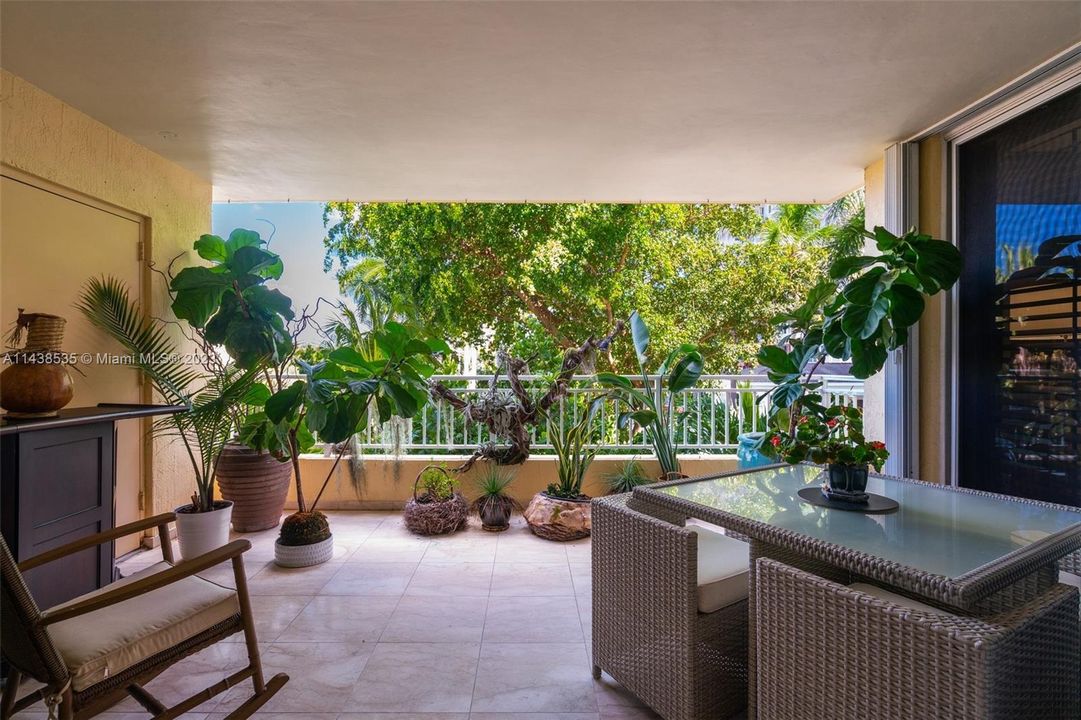 Recently Sold: $2,997,500 (3 beds, 4 baths, 3112 Square Feet)