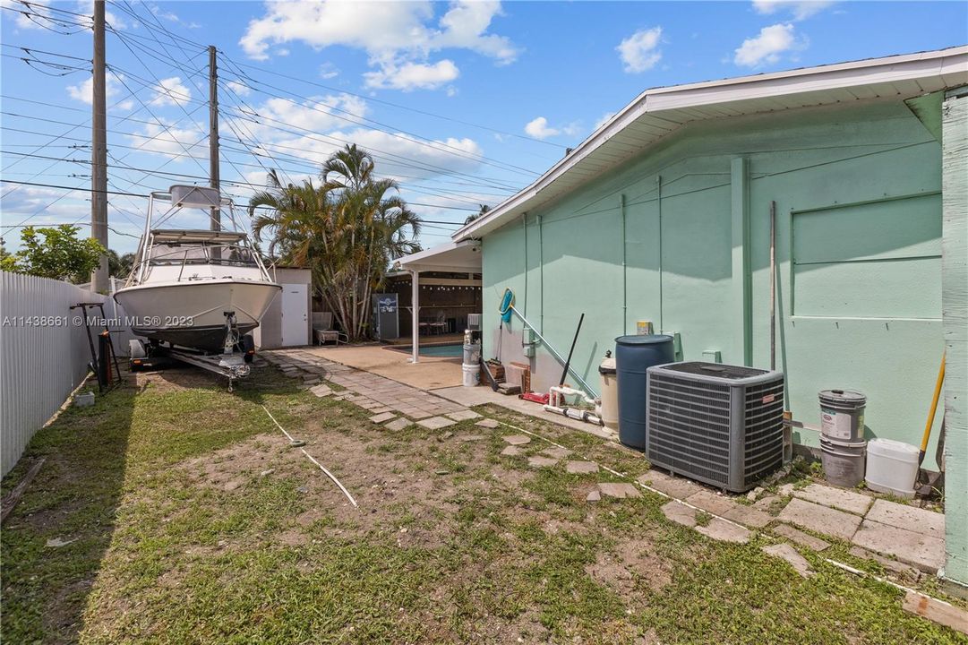 Недавно продано: $485,000 (3 спален, 2 ванн, 1092 Квадратных фут)