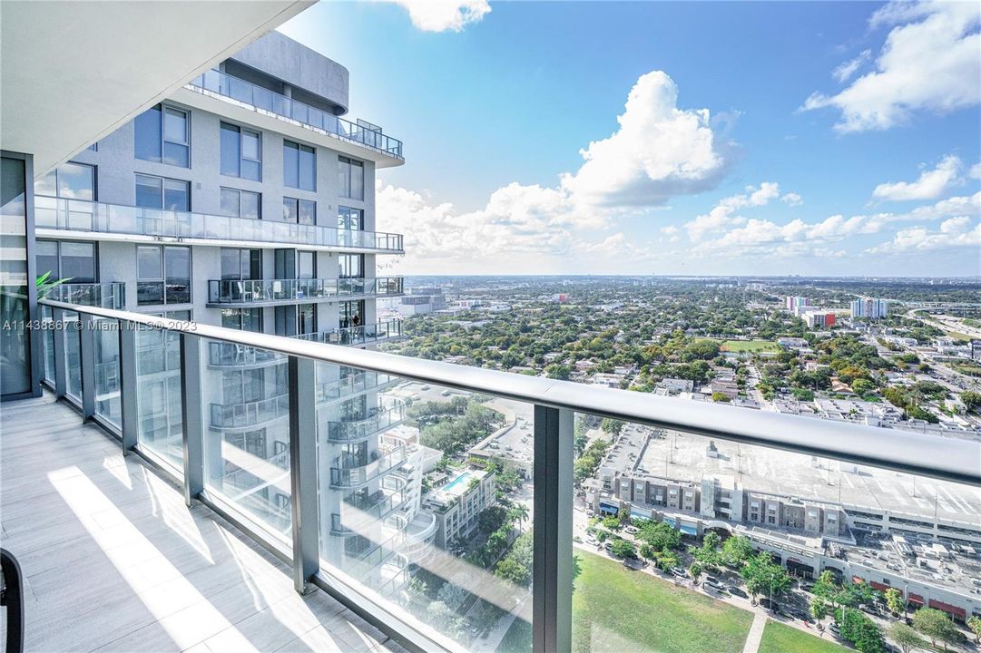 Recently Sold: $515,000 (1 beds, 1 baths, 612 Square Feet)