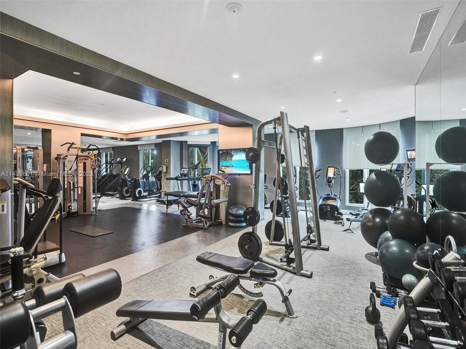 Vendido Recientemente: $2,500,000 (3 camas, 3 baños, 2840 Pies cuadrados)