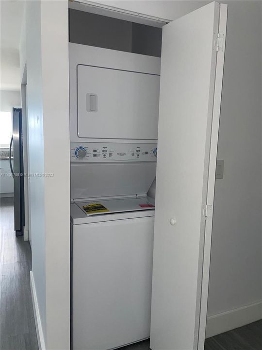 Недавно арендовано: $2,400 (2 спален, 2 ванн, 3162 Квадратных фут)