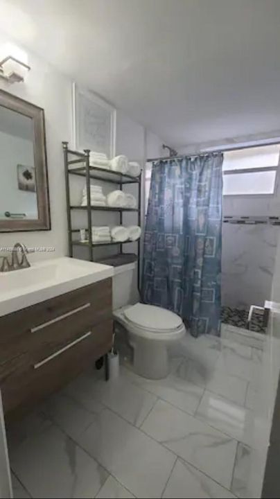 For Sale: $225,000 (2 beds, 1 baths, 657 Square Feet)