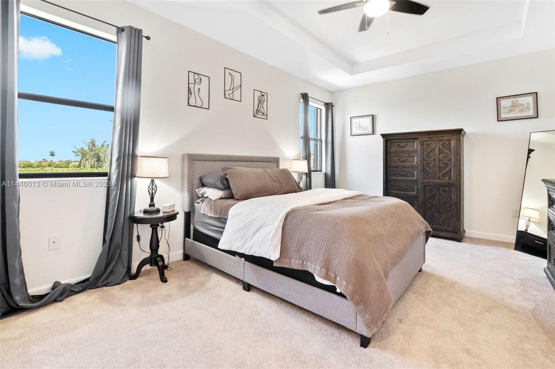 Vendido Recientemente: $539,900 (3 camas, 2 baños, 1704 Pies cuadrados)