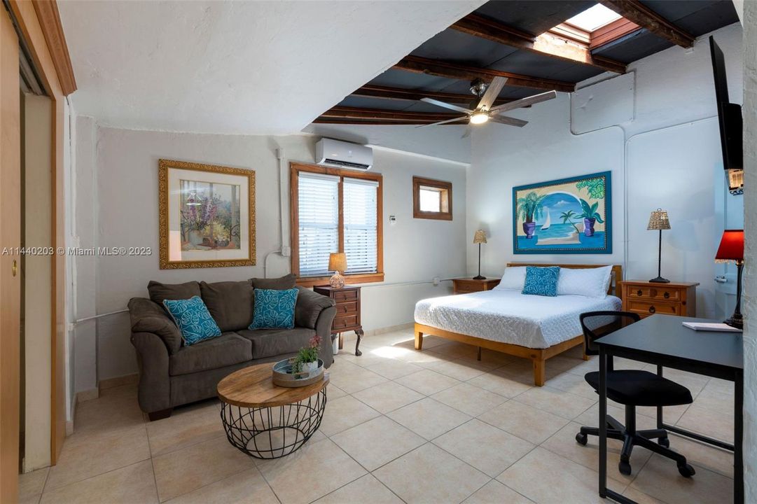 Recently Sold: $875,000 (0 beds, 0 baths, 1779 Square Feet)