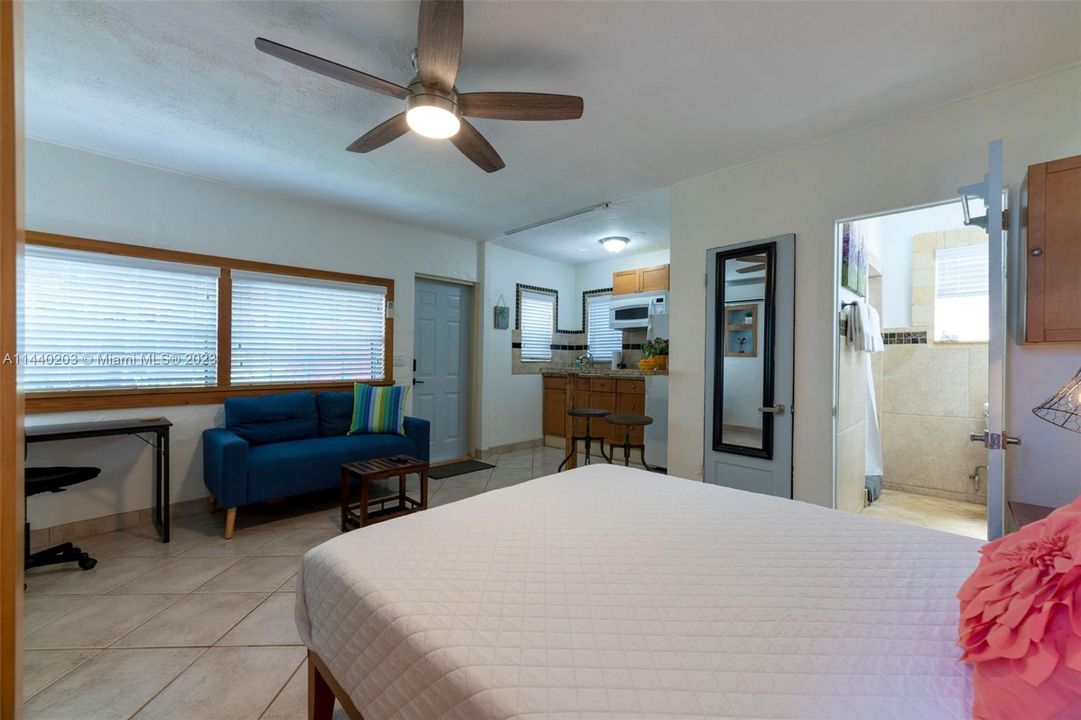 Recently Sold: $875,000 (0 beds, 0 baths, 1779 Square Feet)