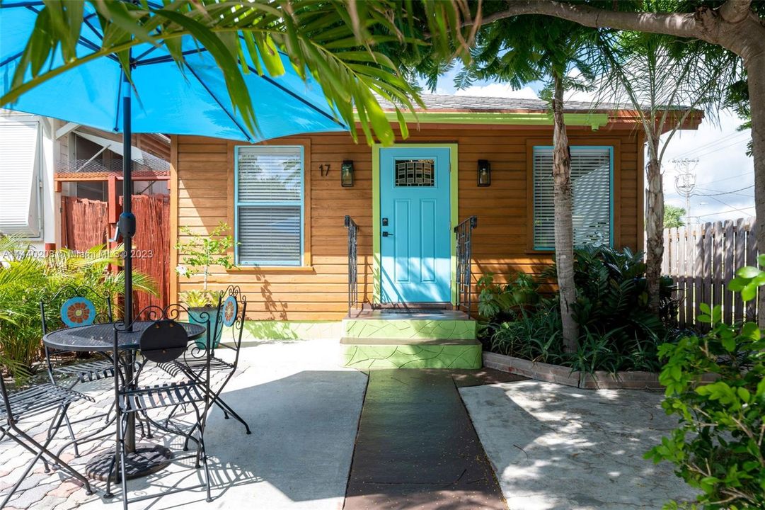 Recently Sold: $875,000 (0 beds, 0 baths, 1779 Square Feet)