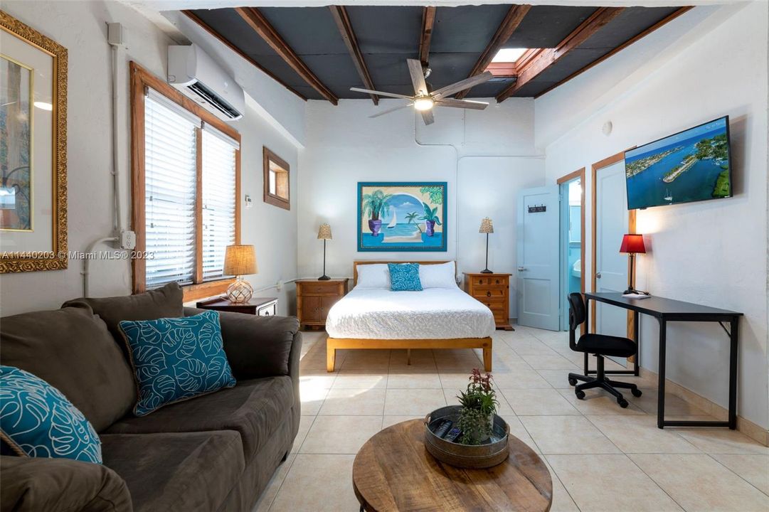 Recently Sold: $875,000 (0 beds, 0 baths, 1779 Square Feet)
