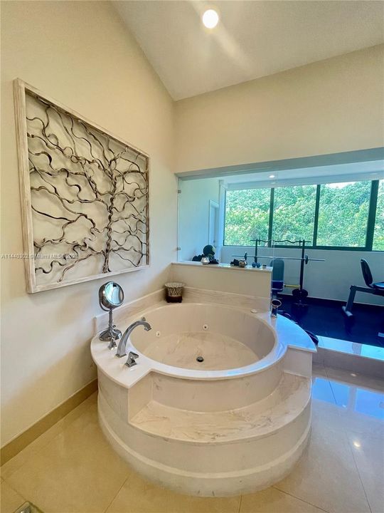 Recientemente alquilado: $7,800 (4 camas, 3 baños, 2651 Pies cuadrados)