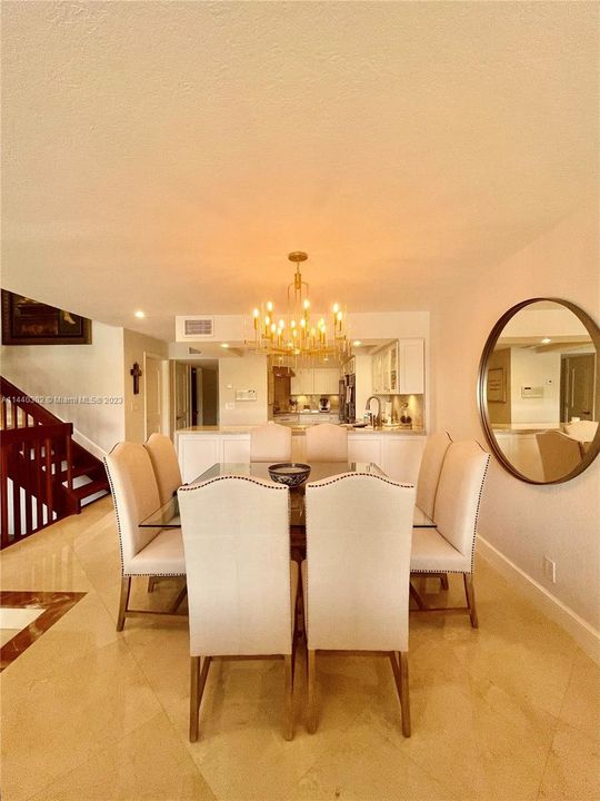 Recientemente alquilado: $7,800 (4 camas, 3 baños, 2651 Pies cuadrados)