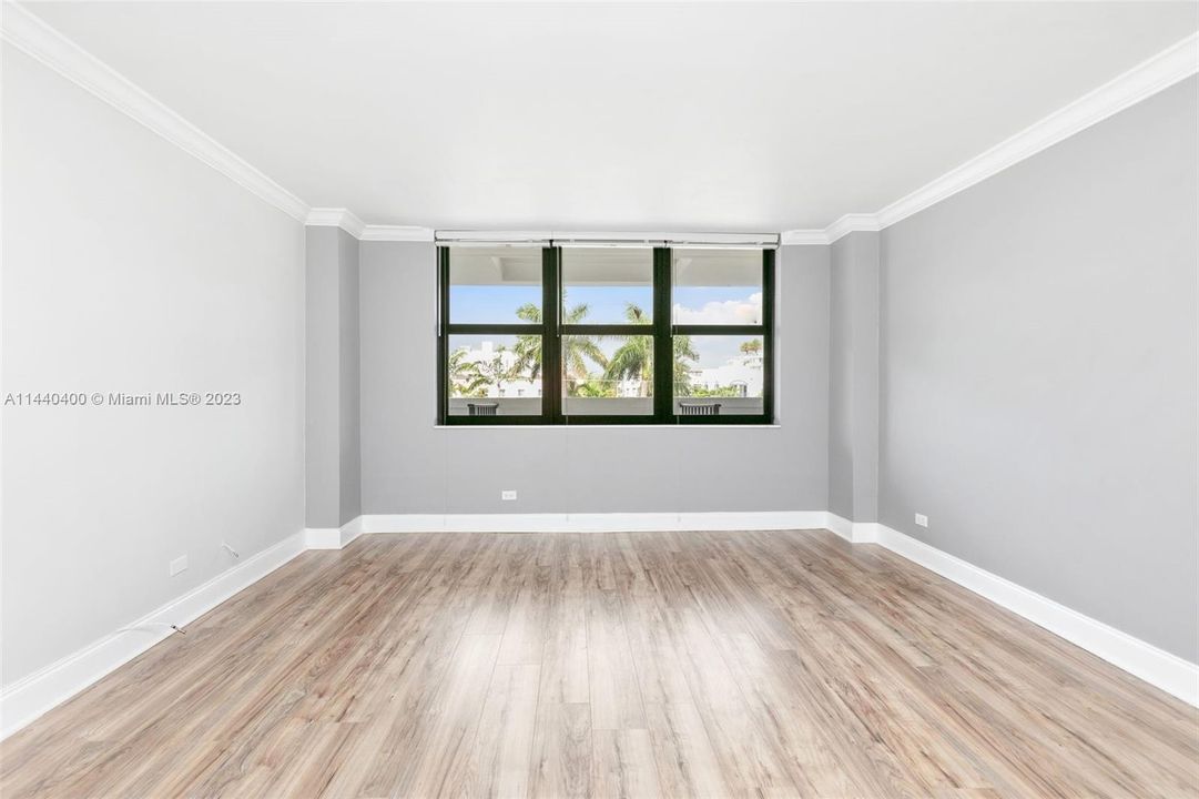 Недавно продано: $390,000 (1 спален, 1 ванн, 1000 Квадратных фут)