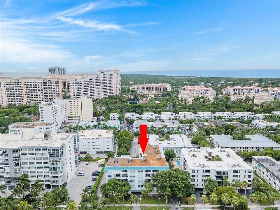 Recently Sold: $615,000 (2 beds, 1 baths, 965 Square Feet)