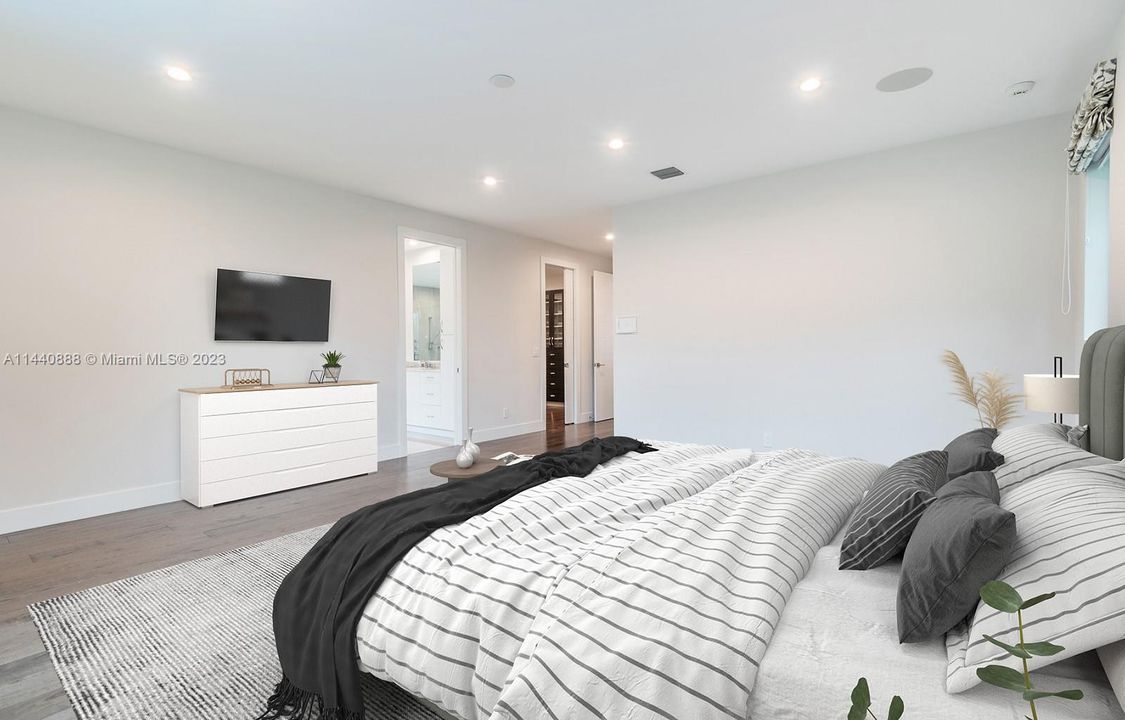 Недавно продано: $3,700,000 (5 спален, 5 ванн, 5126 Квадратных фут)