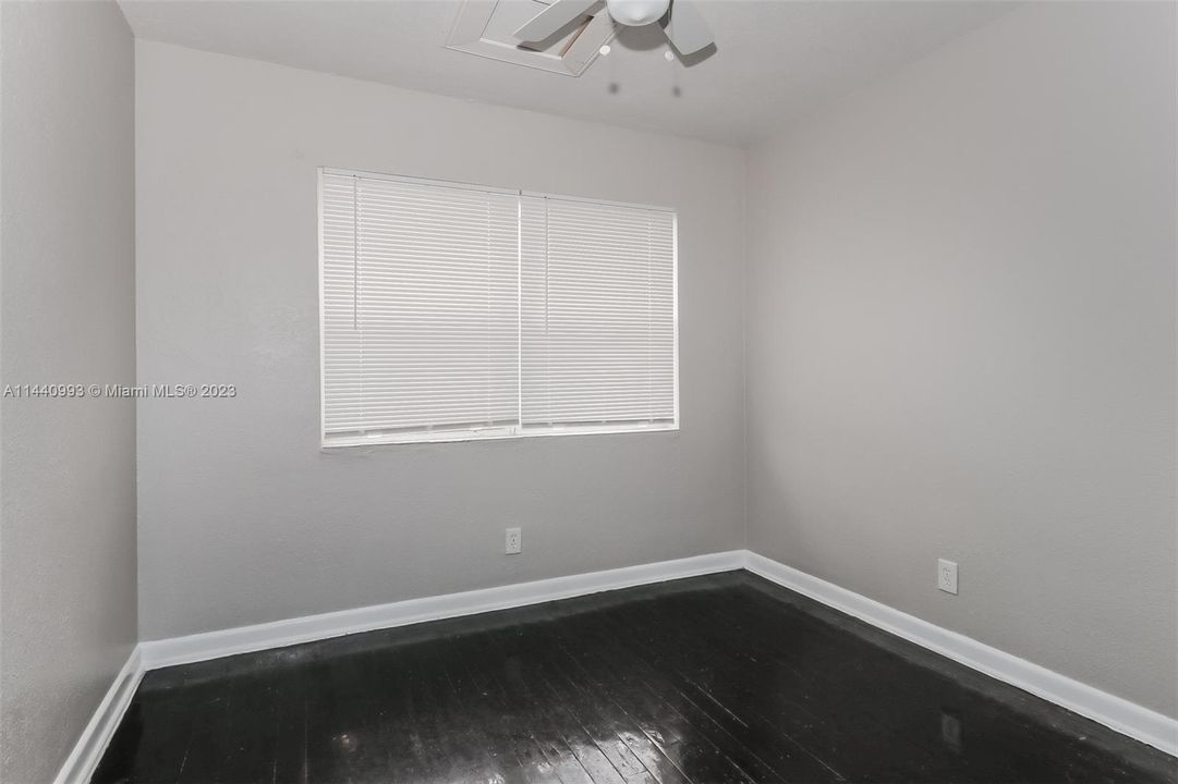 Recently Rented: $2,315 (4 beds, 2 baths, 1476 Square Feet)