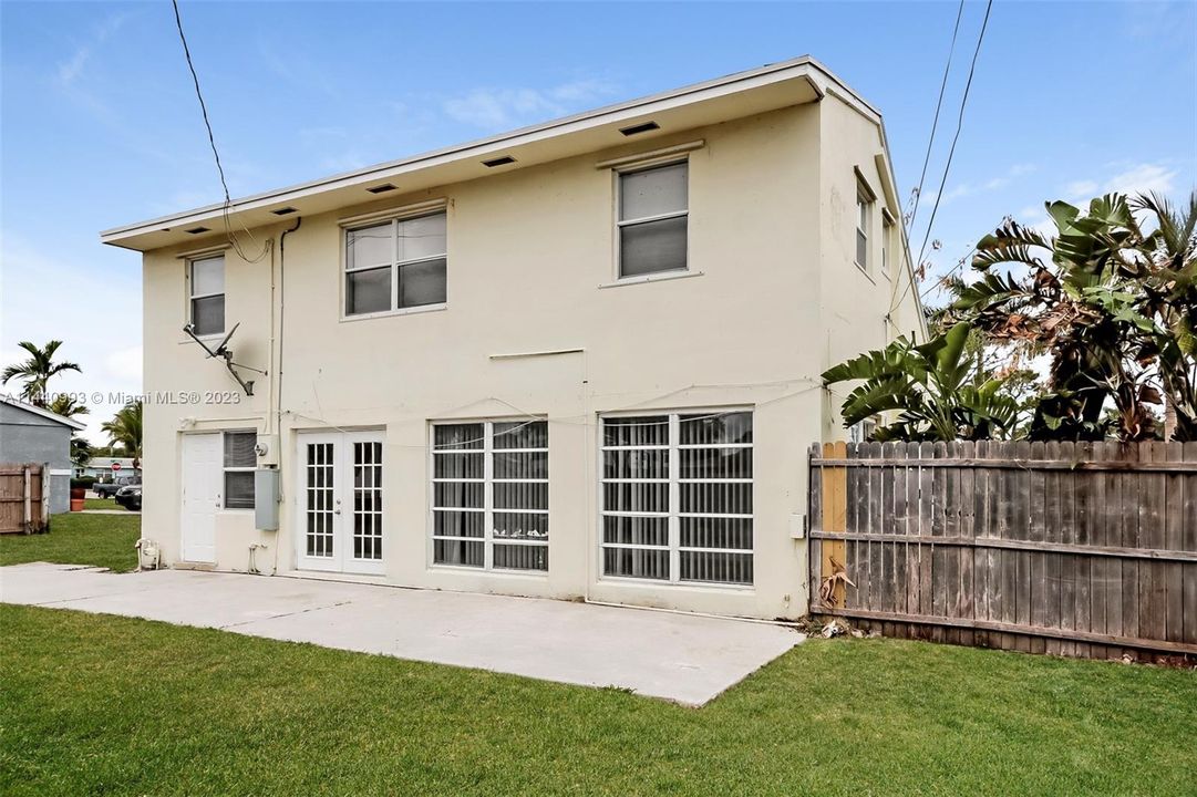 Recently Rented: $2,315 (4 beds, 2 baths, 1476 Square Feet)