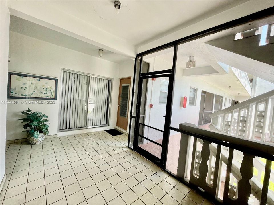 Vendido Recientemente: $162,000 (1 camas, 1 baños, 564 Pies cuadrados)