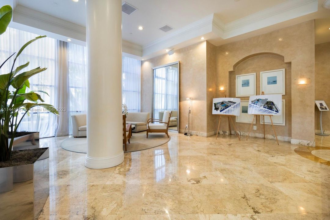 Recently Sold: $499,000 (2 beds, 2 baths, 968 Square Feet)