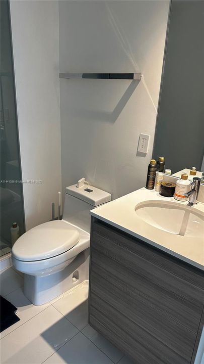 Recently Sold: $589,000 (1 beds, 1 baths, 713 Square Feet)