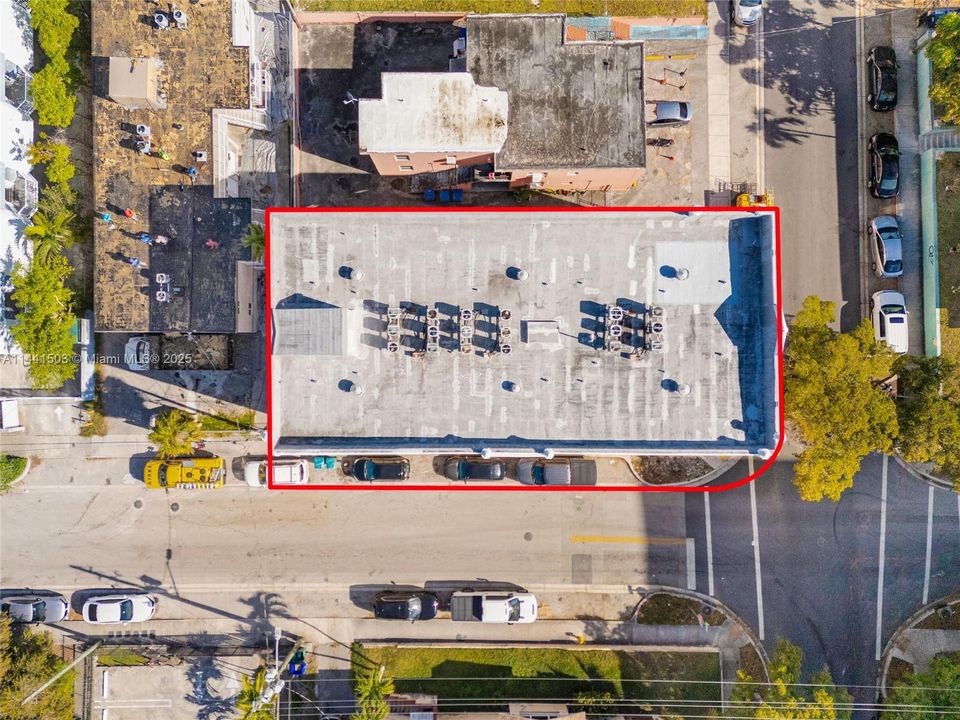 На продажу: $3,775,000 (0 спален, 0 ванн, 12825 Квадратных фут)