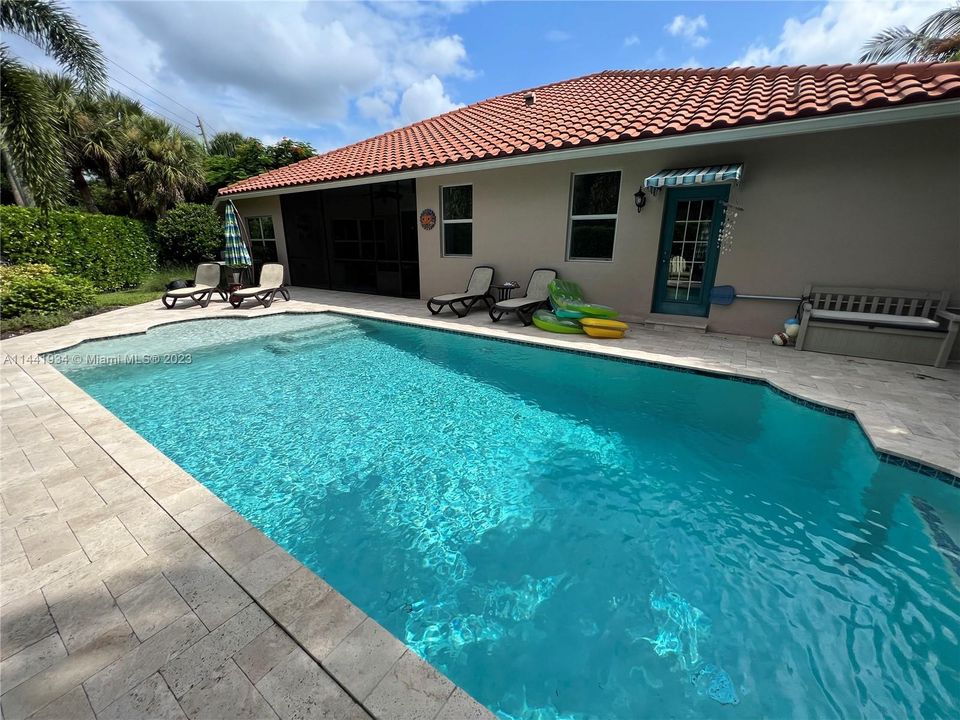 Recently Sold: $1,125,000 (3 beds, 3 baths, 2391 Square Feet)