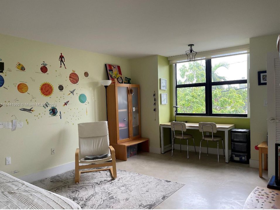 Недавно продано: $799,000 (2 спален, 2 ванн, 1640 Квадратных фут)