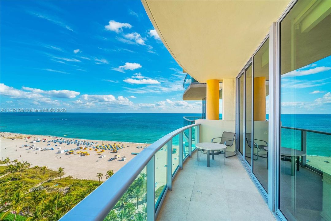 Vendido Recientemente: $4,995,000 (3 camas, 4 baños, 2250 Pies cuadrados)