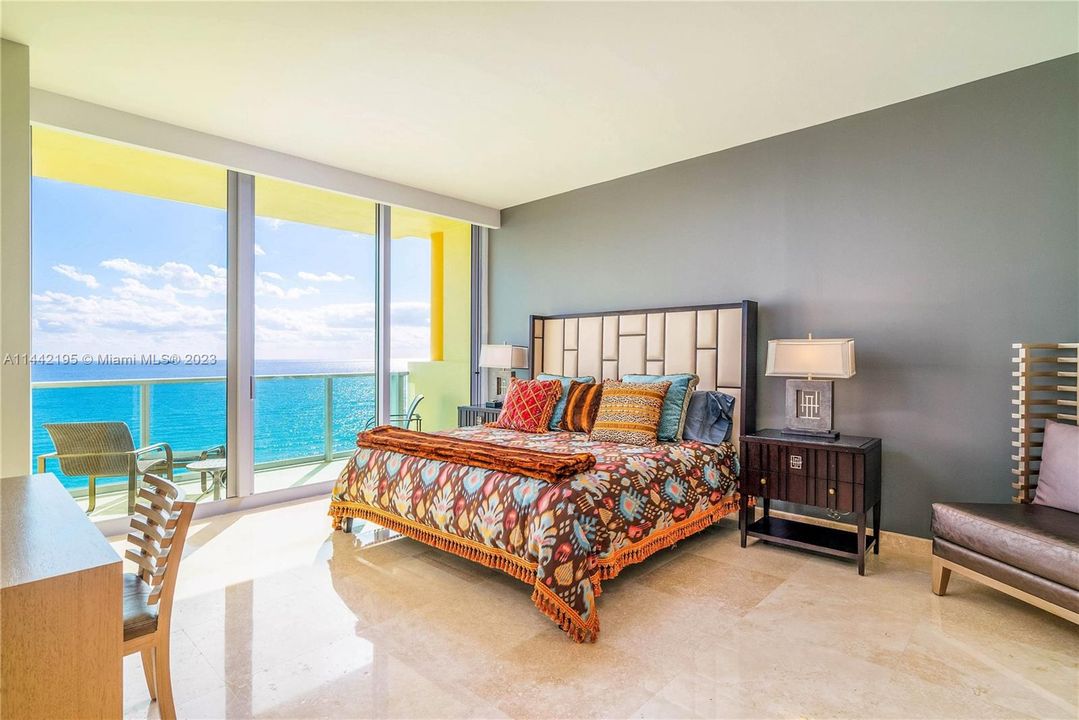 Vendido Recientemente: $4,995,000 (3 camas, 4 baños, 2250 Pies cuadrados)