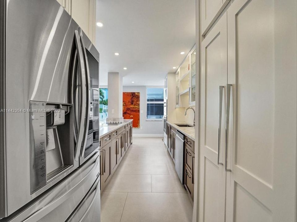 Recently Sold: $790,000 (2 beds, 2 baths, 1768 Square Feet)