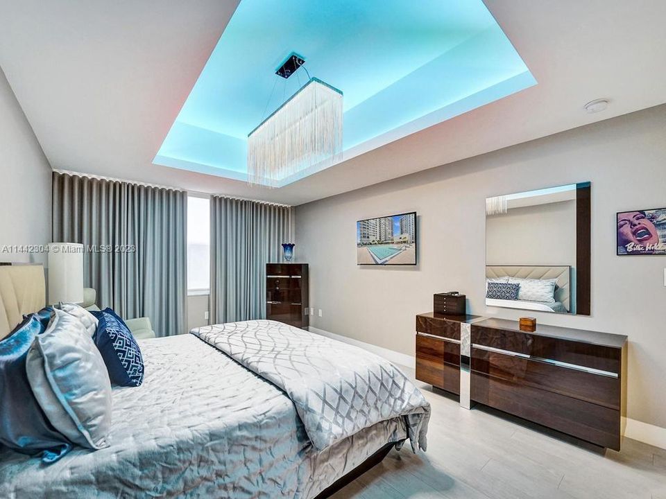 Recently Sold: $790,000 (2 beds, 2 baths, 1768 Square Feet)