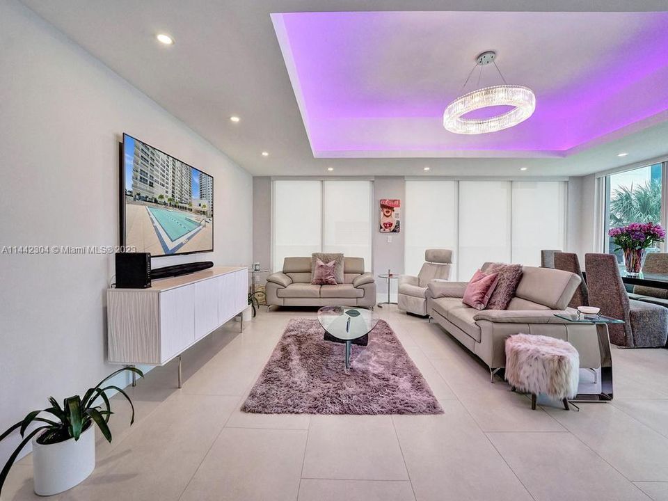 Recently Sold: $790,000 (2 beds, 2 baths, 1768 Square Feet)