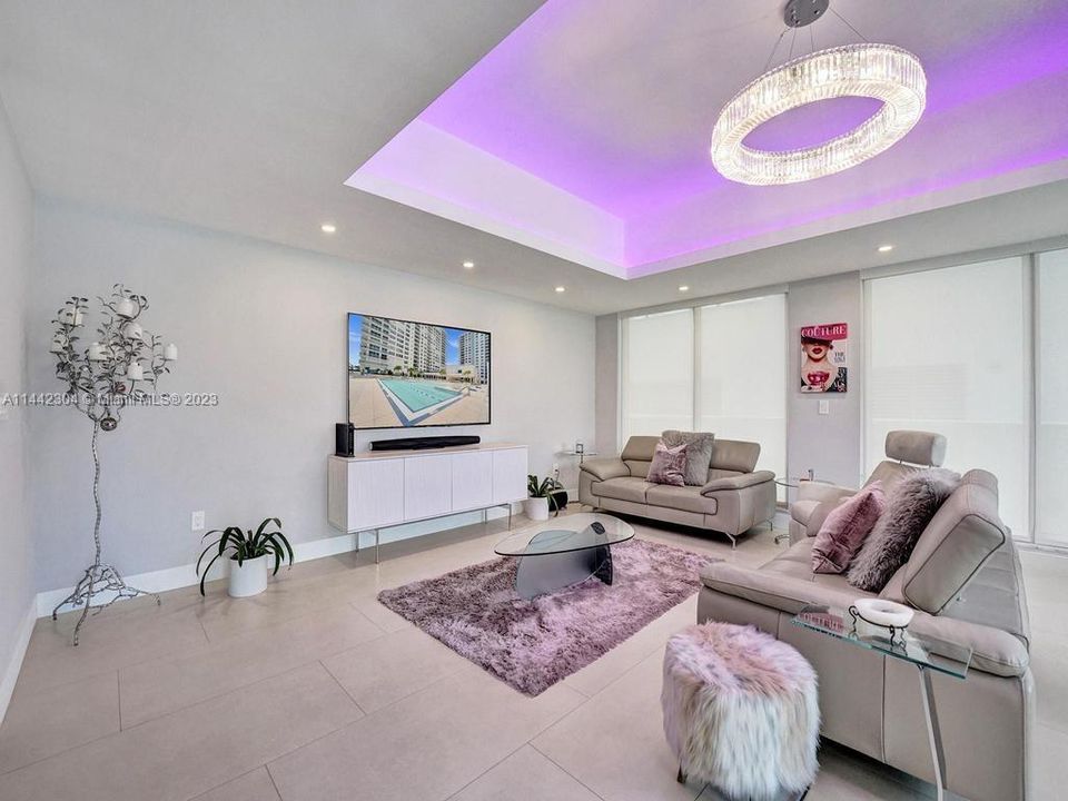 Recently Sold: $790,000 (2 beds, 2 baths, 1768 Square Feet)